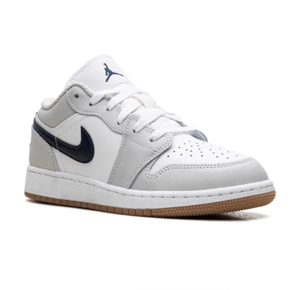 Air Jordan 1 Low Big Kids 6.5